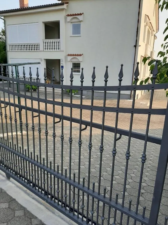 Apartments Gorancica Malinska Κροατία
