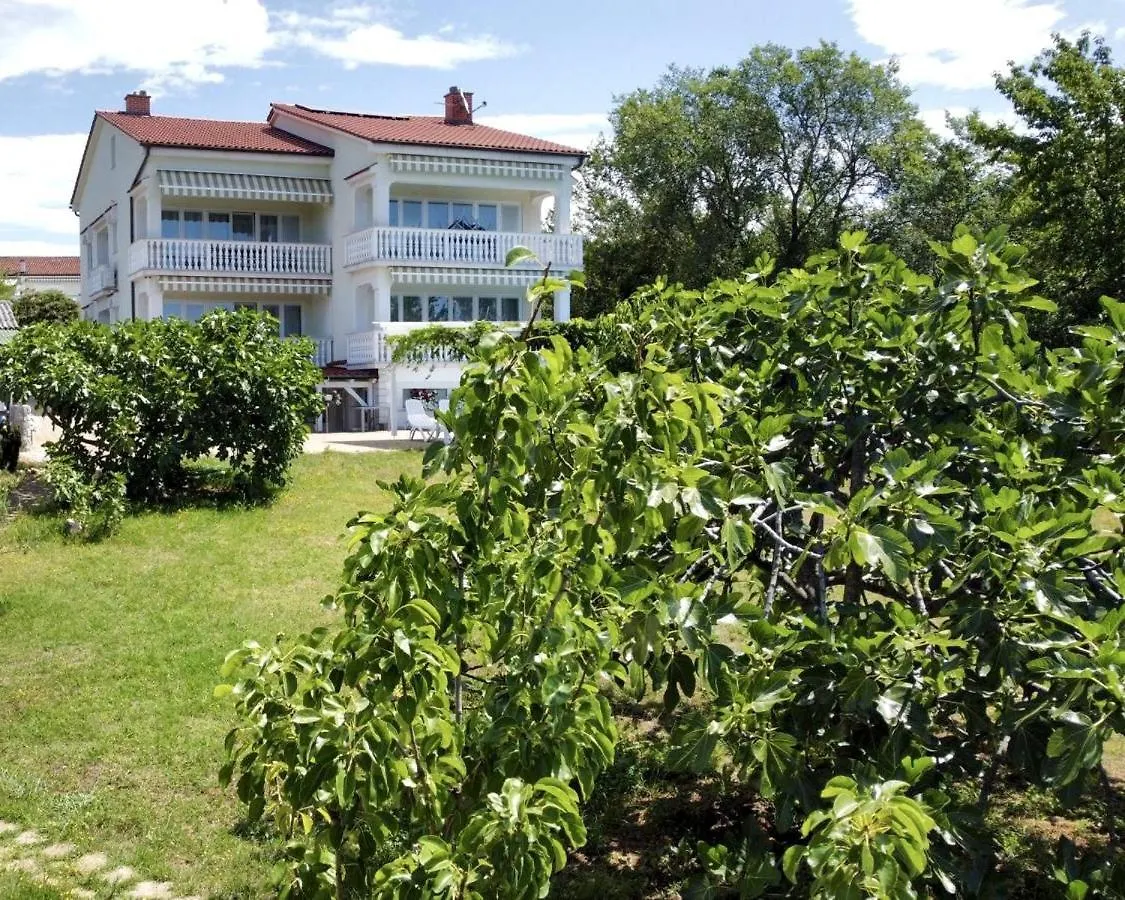 Apartments Gorancica Malinska Kroatien